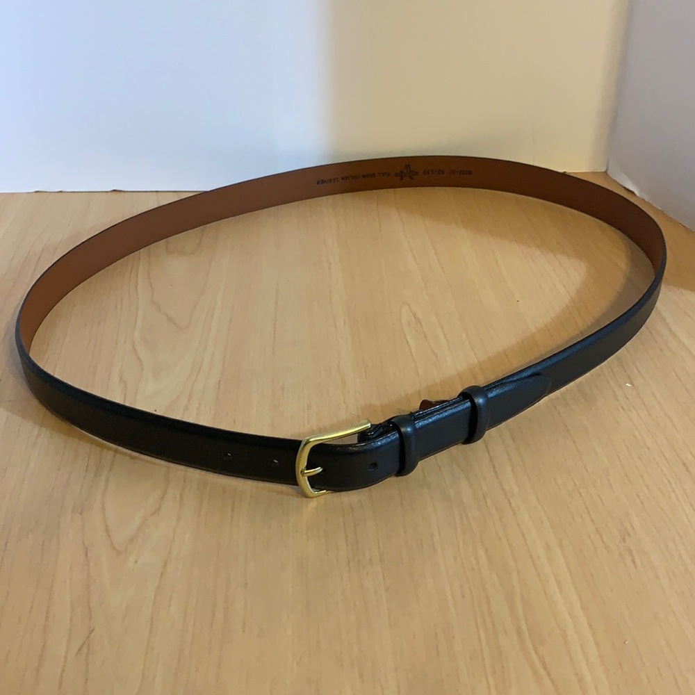 Men’s Wearhouse leather belt size 52